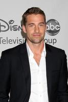 LOS ANGELES - JUL 27 - Scott Speedman arrives at the ABC TCA Party Summer 2012 at Beverly Hilton Hotel on July 27, 2012 in Beverly Hills, CA photo