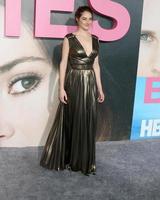 los angeles - 7 de febrero - shailene woodley en el estreno de la serie hbo de grandes mentiras en el teatro chino tcl el 7 de febrero de 2017 en los angeles, ca foto