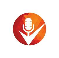 compruebe la plantilla de diseño del logotipo del vector de podcast. elemento de diseño de logotipo de icono de verificación de podcast