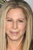 los angeles - 15 de febrero - barbra streisand en los premios de la sociedad americana de directores de fotografía 2015 en un hotel century plaza el 15 de febrero de 2015 en century city, ca foto