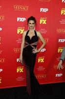 los angeles - 8 de enero - penélope cruz en el asesinato de gianni versace - proyección de estreno de american crime story en el teatro arclight el 8 de enero de 2018 en los angeles, ca foto