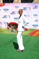 LOS ANGELES - JUN 26 - MC Lyte arriving at the 11th Annual BET Awards at Shrine Auditorium on June 26, 2004 in Los Angeles, CA photo