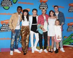 LOS ANGELES - MAR 24   Hunter Street Cast, Wilson Radjou-Pujalte, Kyra Isako Smith, Kate Bensdorp, Daan Creyghton, Thomas Jansen, MaeMae Renfrow, Stony Blyden at the 2018 Kid s Choice Awards at Forum on March 24, 2018 in Inglewood, CA photo