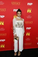 los angeles - 8 de enero lea michele en el estreno de the assassination of gianni versace american crime story en el arclight theater el 8 de enero de 2018 en los angeles, ca foto