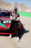 los angeles - 15 de marzo - corbin bleu en el toyota grand prix of long beach pro-celebrity race training at willow springs international speedway el 15 de marzo de 2014 en rosamond, ca foto