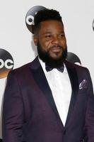 los angeles - 6 de agosto malcolm-jamal warner en la fiesta abc tca summer 2017 en el beverly hilton hotel el 6 de agosto de 2017 en beverly hills, ca foto