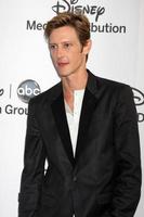 LOS ANGELES - MAY 20 - Gabriel Mann arrives at the ABC  Disney International Upfronts at Walt Disney Studios Lot on May 20, 2012 in Burbank, CA photo