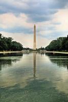 una vista del monumento a washington foto