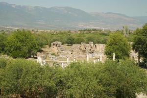 baños adriánicos en la antigua ciudad de aphrodisias en aydin, turkiye foto