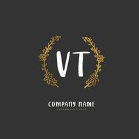 vt escritura a mano inicial y diseño de logotipo de firma con círculo. hermoso diseño de logotipo escrito a mano para moda, equipo, boda, logotipo de lujo. vector