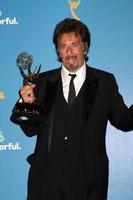 los angeles, 29 de agosto - al pacino en la sala de prensa de los premios emmy 2010 en el teatro nokia en la live el 29 de agosto de 2010 en los angeles, ca foto