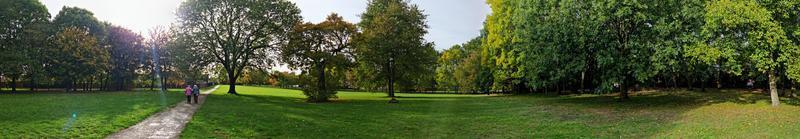 la vista más hermosa del parque público británico en Inglaterra foto