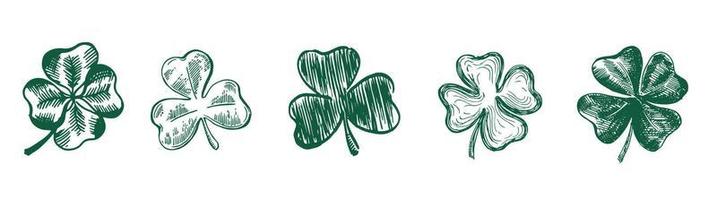 S t. día de San Patricio. conjunto de croquis trébol. ilustración dibujada a mano. vector