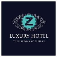 diseño de hotel de lujo con logo y vector de tipografía