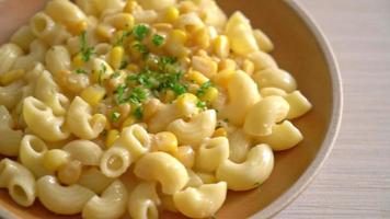 macaroni with creamy corn cheese on plate video