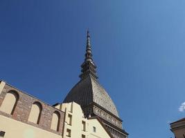 mole antonelliana en turín foto