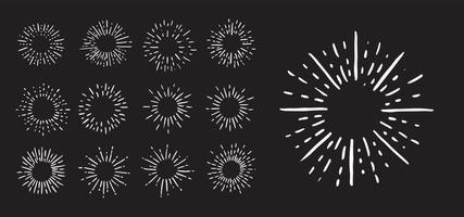 conjunto de iconos dibujados a mano de fuegos artificiales. imágenes de rayos de sol. vector. vector