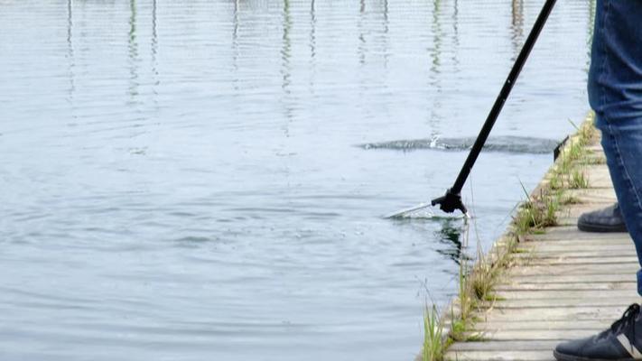 Cages for fishing, constructed from blue PVC pipes covered with