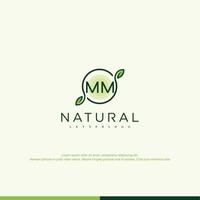 mm logotipo natural inicial vector