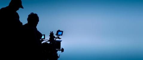 estudio de producción de video o cine utilizado para filmar videografía o fotografía y conjuntos fotográficos. foto