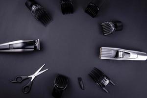 cortadora de cabello fondo negro foto
