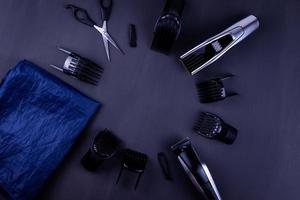 cortadora de cabello fondo negro foto