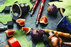 Easy oriental hookah with figs photo