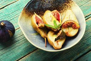 Baked pear with figs photo