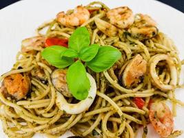 Spaghetti frutti di mare pasta with a seafood mix an Italien speciality photo