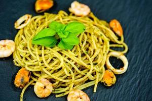 Spaghetti frutti di mare pasta with a seafood mix an Italien speciality photo