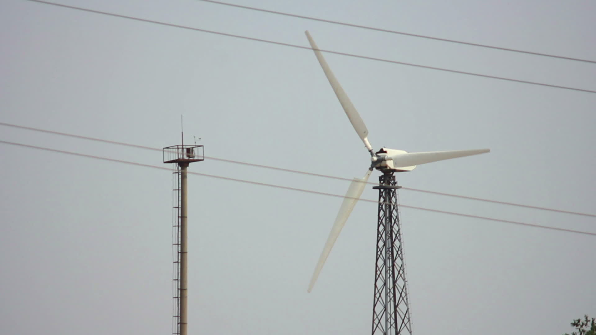 wind turbines spinning in the wind 13526824 Stock Video at Vecteezy