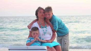 familie wandelingen Aan de strand video