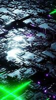 4k vertikale Animation. Hauptplatine der elektronischen Schaltung mit glühendem Hintergrund der fließenden Lichter video