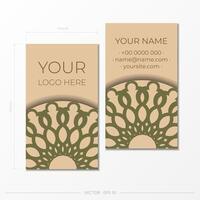 tarjeta de visita en color beige con lujosos adornos. diseño de tarjeta de presentación listo para imprimir con espacio para su texto y patrones abstractos. vector