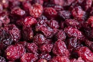 arándanos rojos secos con jarabe de azúcar foto