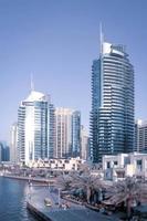 dubai, emiratos árabes unidos 25 de diciembre de 2018 blue dubai marina. vista panorámica. paisaje urbano del centro de Dubai. fondo de la ciudad de Dubái. foto