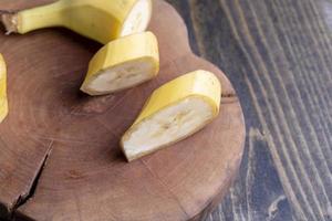 Sliced ripe yellow banana, close up photo