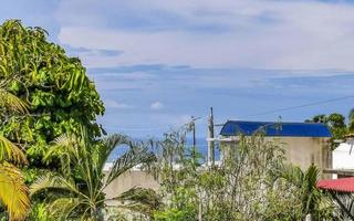 hermosa vista panorámica panorámica de la ciudad zicatela puerto escondido méxico. foto