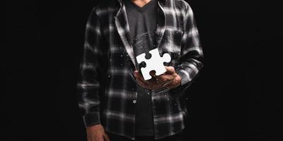 Business Find new solutions, success and strategy connecting assembling jigsaw puzzle photo