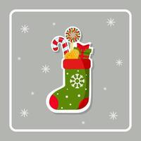 linda tarjeta de navidad con calcetín de navidad y regalos. pegatina de invierno. tarjeta de felicitación, marco para navidad, año nuevo. decoración de vacaciones de invierno. símbolo cristiano tradicional. ilustración vectorial brillante vector