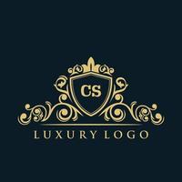 logotipo de la letra cs con escudo dorado de lujo. plantilla de vector de logotipo de elegancia.
