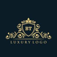 logotipo de letra bt con escudo dorado de lujo. plantilla de vector de logotipo de elegancia.