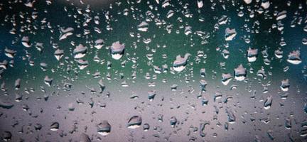 grano áspero parabrisas gota de agua desenfoque fondo de plantilla de diseño temporada de lluvias pronóstico del tiempo departamento meteorológico tormenta visibilidad foto