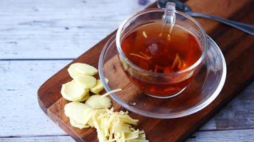 Thin slices of ginger and tea video