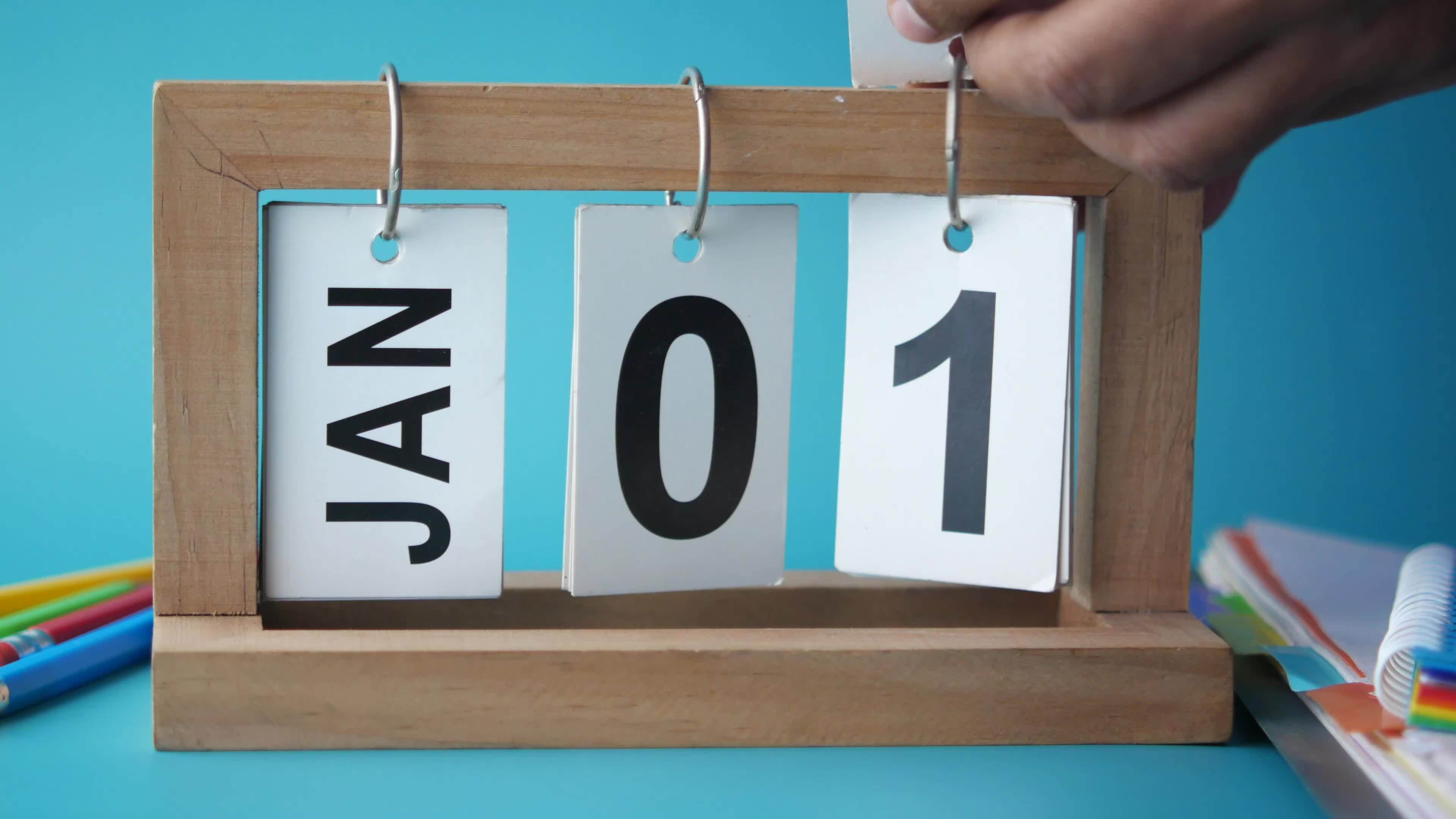 Calendar stand with a new year date 13755096 Stock Video at Vecteezy