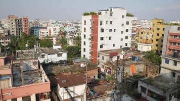 vista aérea de una vivienda de gran ciudad video