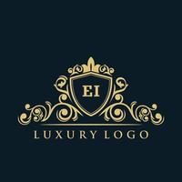 logotipo de la letra ei con escudo dorado de lujo. plantilla de vector de logotipo de elegancia.