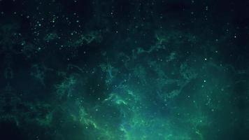 animación de volar a través de nebulosas, nubes y estrellas brillantes video