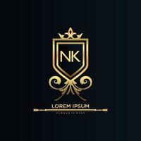 letra nk inicial con plantilla real.elegante con vector de logotipo de corona, ilustración de vector de logotipo de letras creativas.