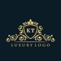 logotipo de la letra kt con escudo dorado de lujo. plantilla de vector de logotipo de elegancia.